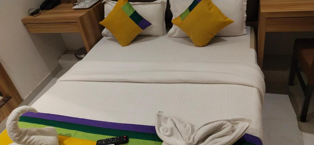 Hotel Meriton Mumbai International Airport T-2 外观 照片