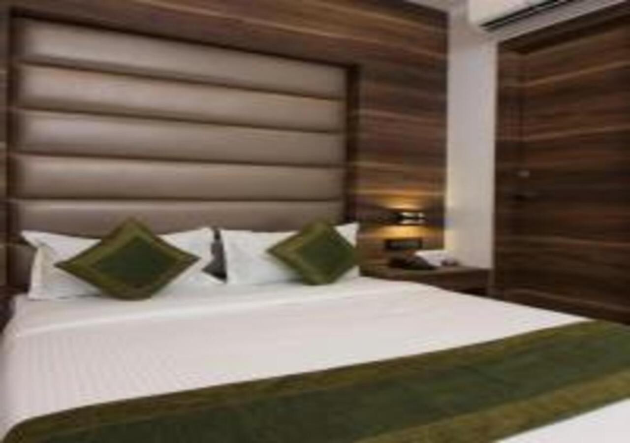 Hotel Meriton Mumbai International Airport T-2 外观 照片